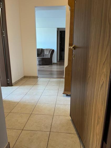 Apartament cu 2 camere semidecomandat în Drumul Taberei