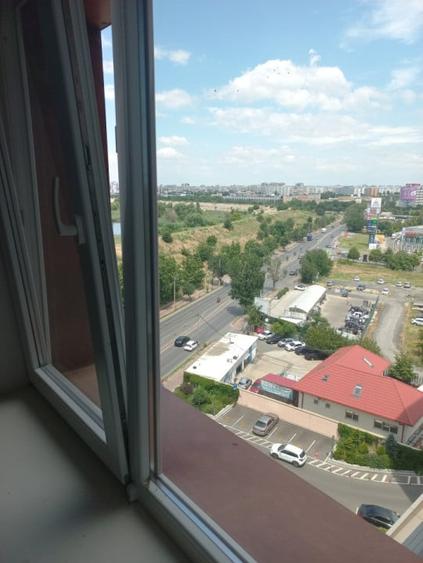 Apartament cu 2 camere semidecomandat în Vitan-Bârzești