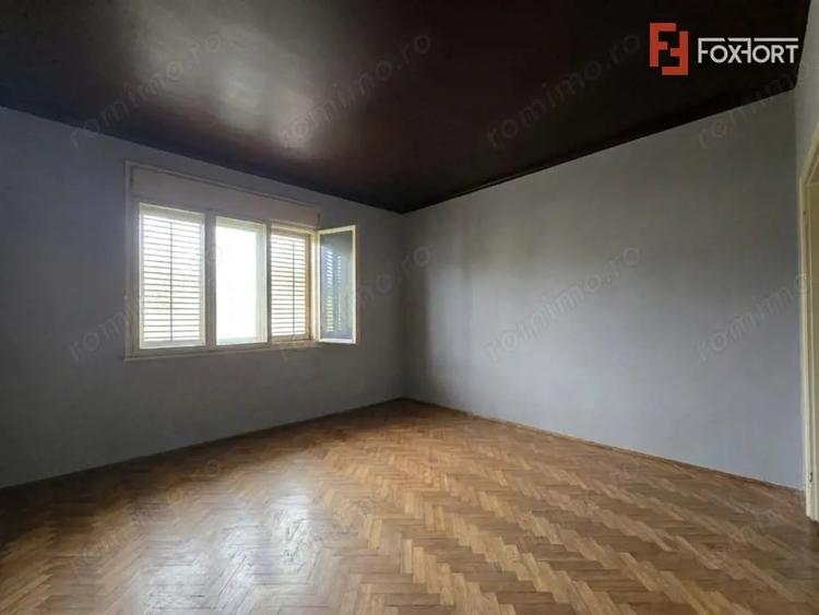 Casă cu 2 camere cu Teren 280 Mp în Central