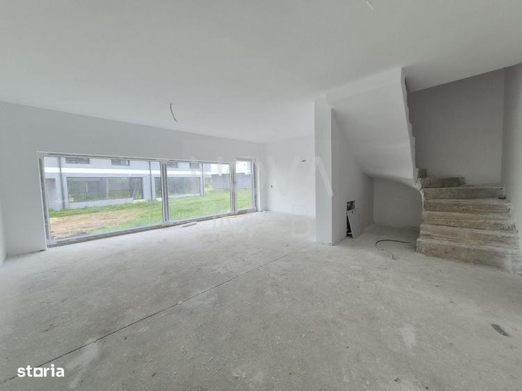Casă cu 4 camere în Cisnădioara