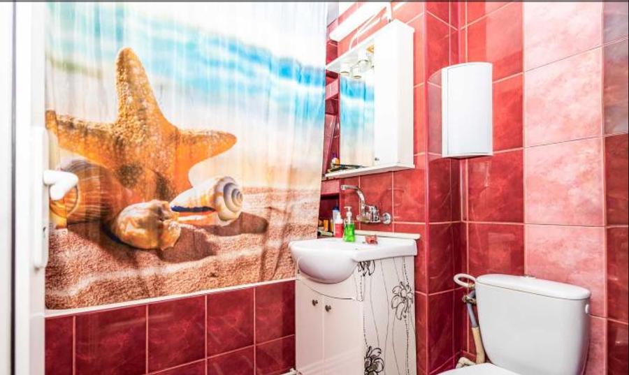 Apartament cu 2 camere decomandat în Poarta 6