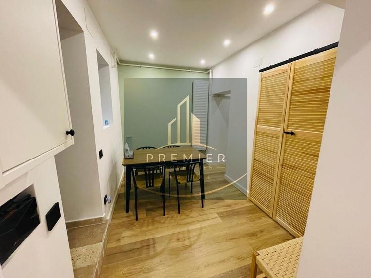 Apartament cu 3 camere decomandat în P-ța Unirii