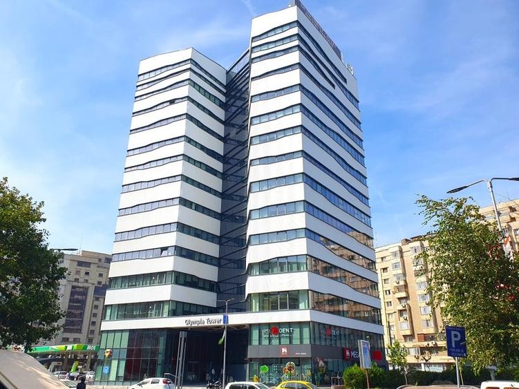 Birou, de 308 mp, în P-ța Muncii