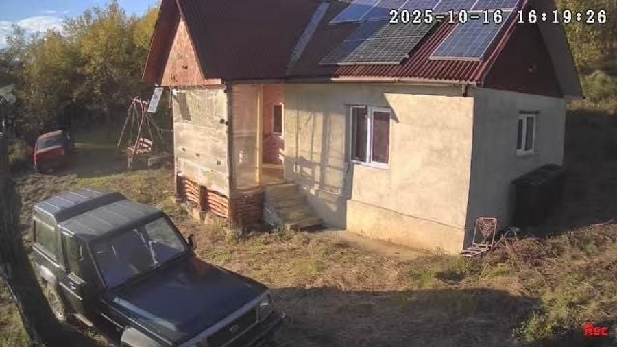 Casă cu 2 camere în Central