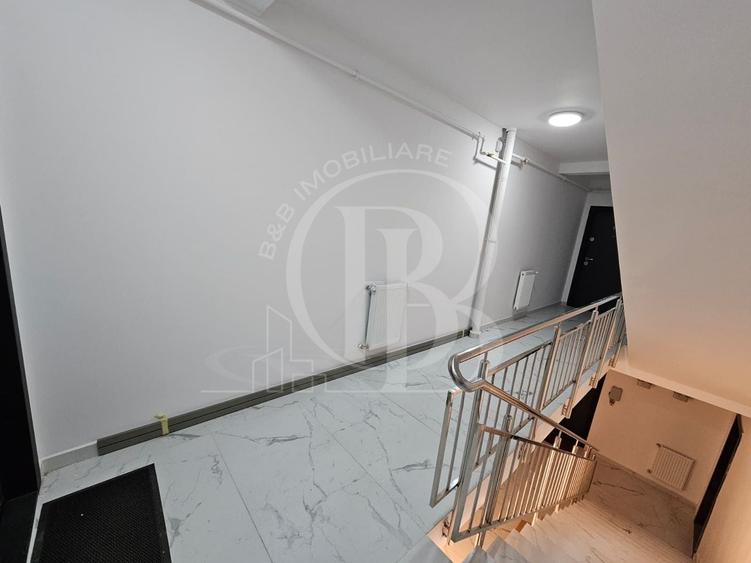 Apartament cu 3 camere semidecomandat în Theodor Pallady