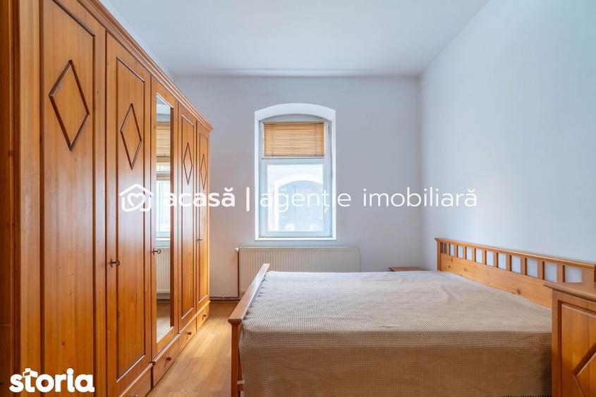 Apartament cu 4 camere, mobilat în Central