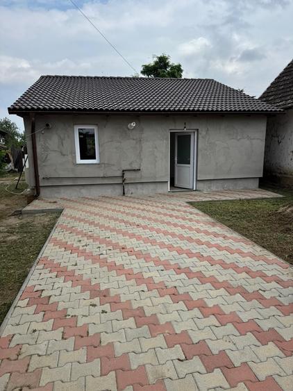 Casă cu 2 camere în Central