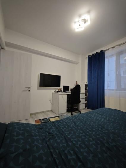 Apartament cu 3 camere decomandat în Găvana