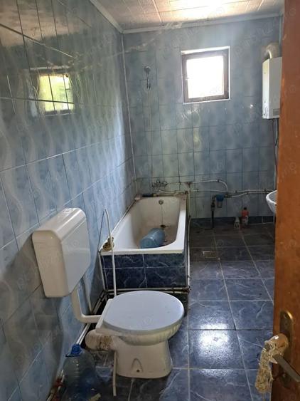 Casă cu Teren 3780 Mp în Hulubești