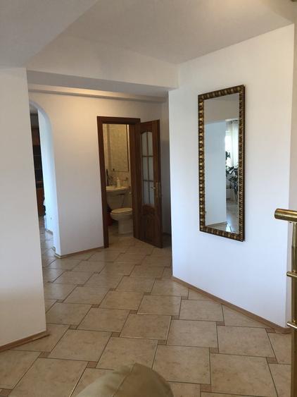 Apartament cu 3 camere decomandat, mobilat în Unirii