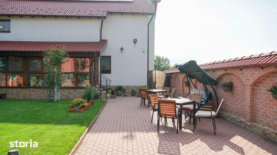 Casă cu 5 camere cu Teren 500 Mp în Șelimbăr
