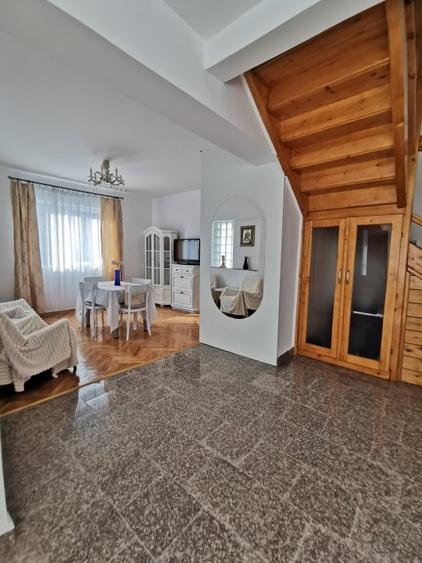 Casă individuală cu 4 camere cu Canalizare în Valea Drăganului