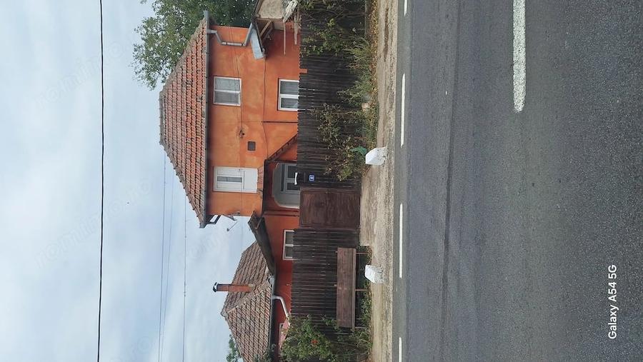 Casă cu Teren 320 Mp în Cujmir
