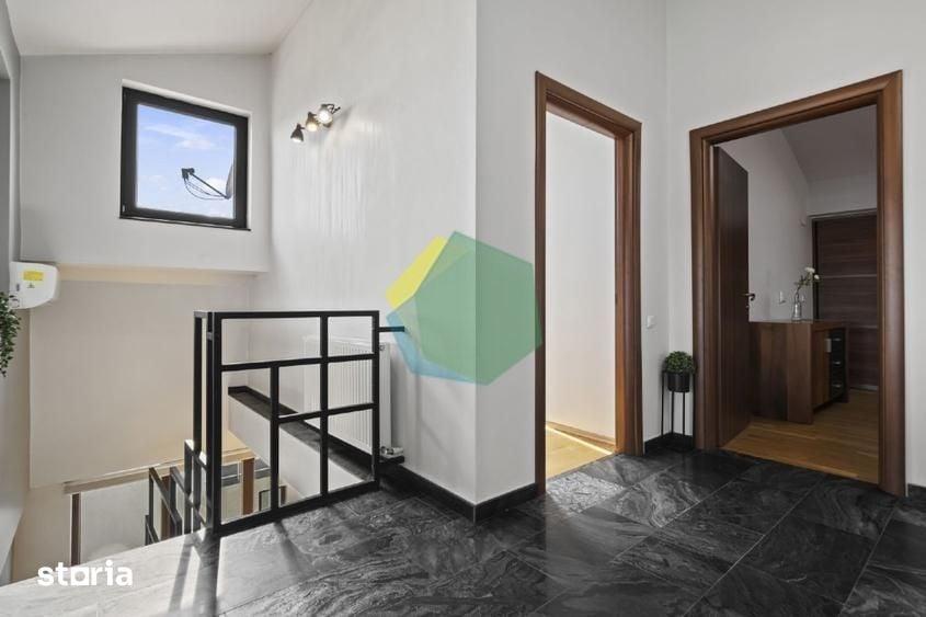 Apartament cu 4 camere în Central