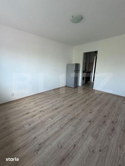 Garsoniera renovata, 22,5 mp, etaj intermediar, geam la baie, cartier - 4