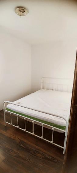Apartament cu 2 camere semidecomandat în P-ța Doina