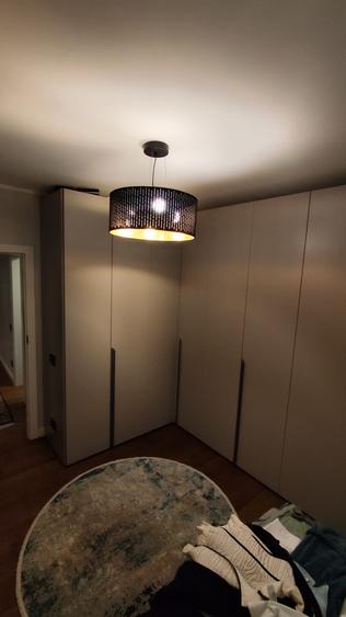 Apartament cu 3 camere decomandat în Baba Novac