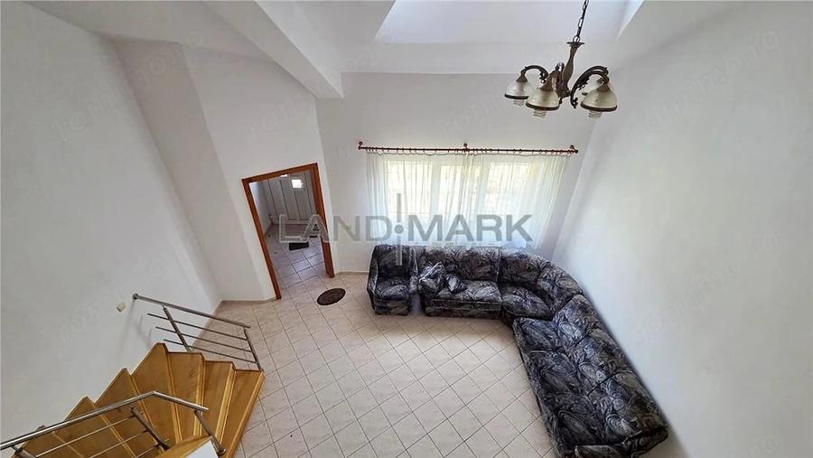 Casă cu 2 camere în Central