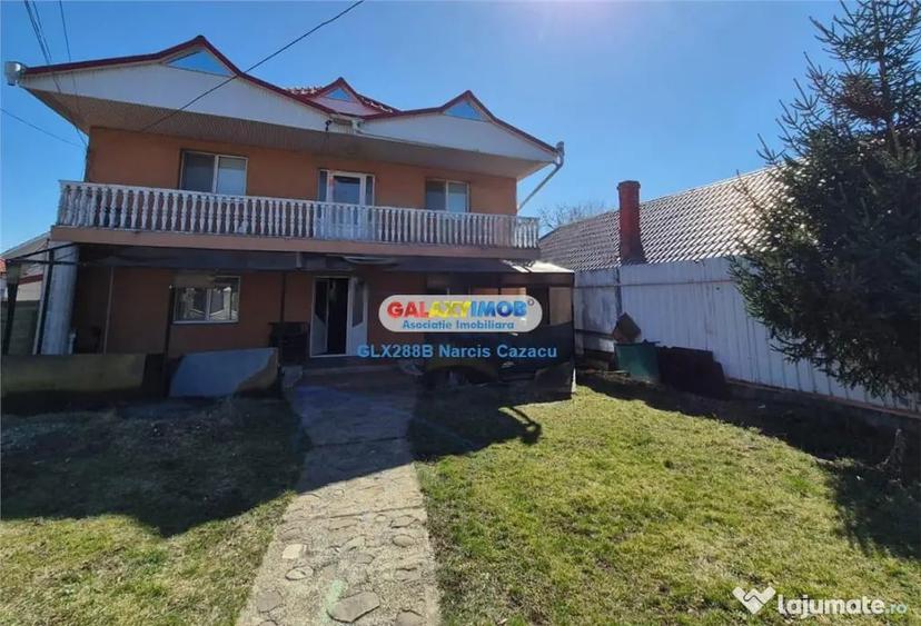 Casă cu 7 camere cu Teren 359 Mp în 1 Mai
