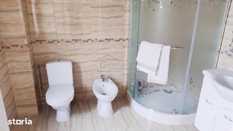 Casă cu 4 camere cu Teren 1150 Mp în Central