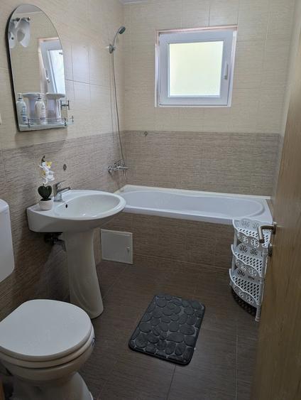 Apartament cu 3 camere decomandat în Braytim