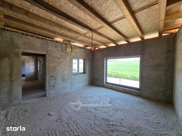 Casă cu 3 camere cu Teren 459 Mp în Miroslava