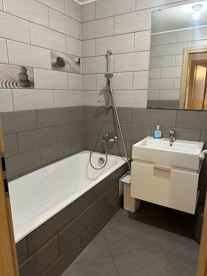 Apartament cu 2 camere decomandat în Tineretului