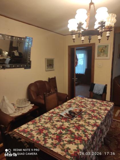Casă cu 4 camere cu Teren 250 Mp în Calea București
