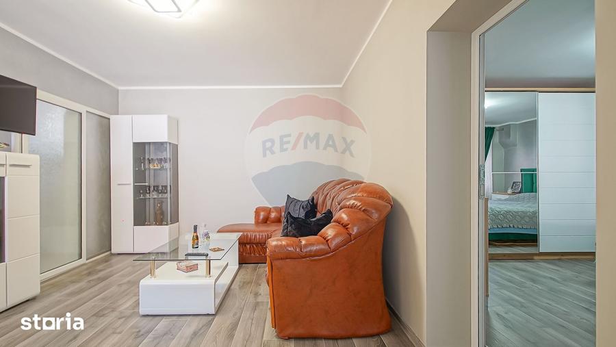 Casă cu 3 camere cu Teren 1200 Mp în Sânpetru