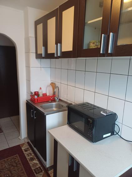 Apartament cu 2 camere semidecomandat în Dristor