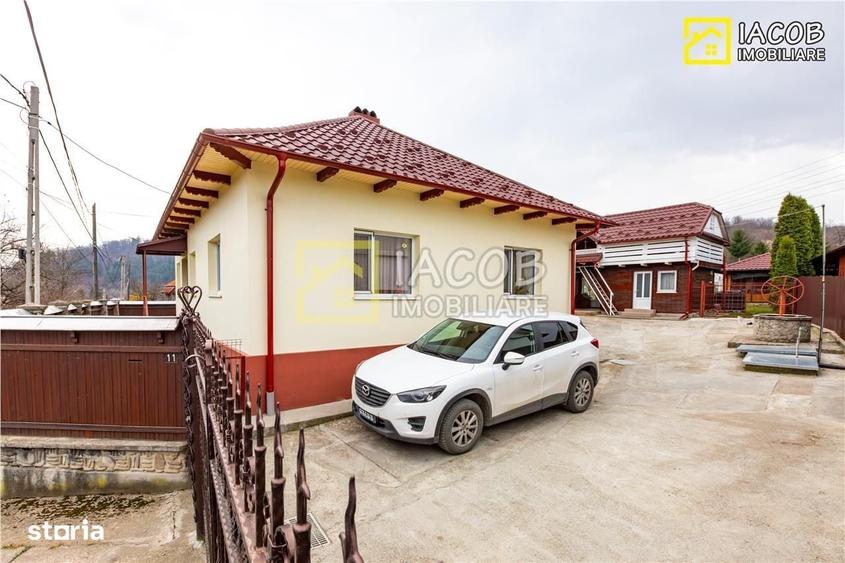 Casă cu 4 camere decomandat cu Teren 3762 Mp în Coman