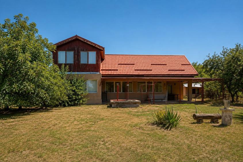 Casă individuală cu 4 camere cu Teren 1528 Mp în Letca Nouă