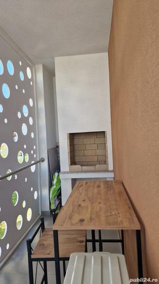 Apartament cu 2 camere semidecomandat în Dumbrăvița