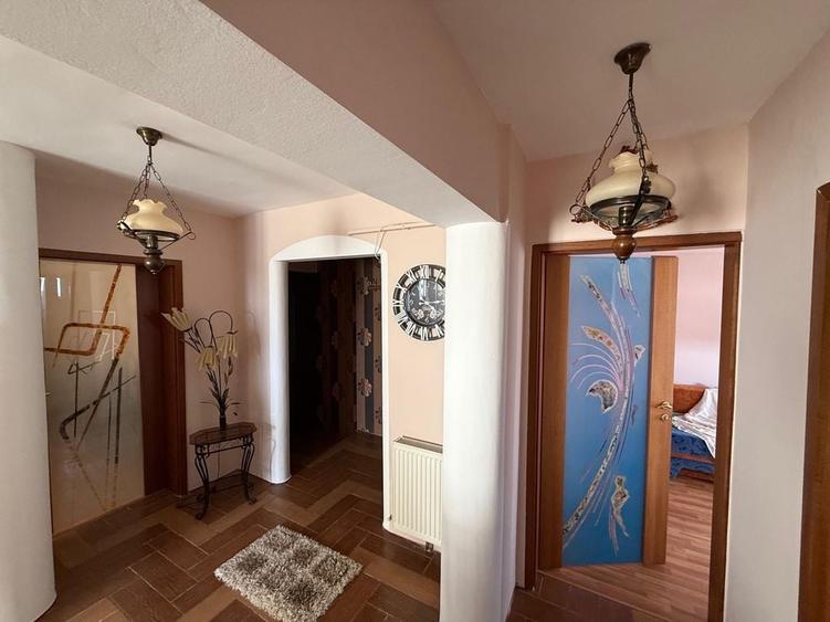 Apartament cu 3 camere decomandat în Ultracentral