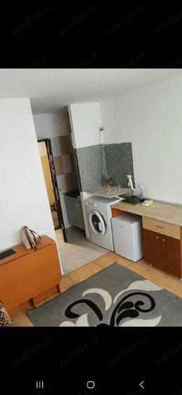 Garsonieră decomandată în Granit