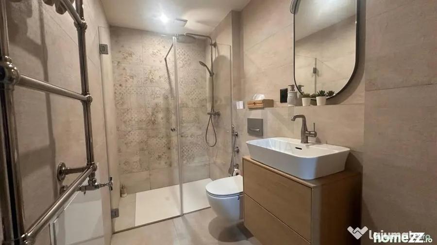 Casă cu 12 camere cu Teren 258 Mp în Dorobanți