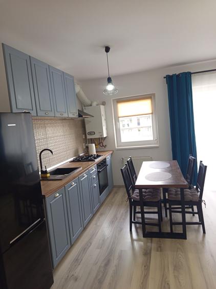 Apartament cu 2 camere decomandat în Turnișor