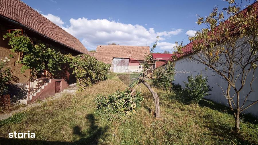 Casă cu 3 camere cu Teren 2594 Mp în Blăjel