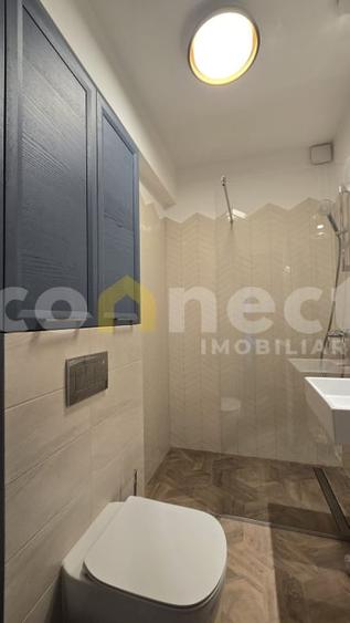 Apartament de închiriat | 4 camere, 2 băi | Central, zona UMF - 9
