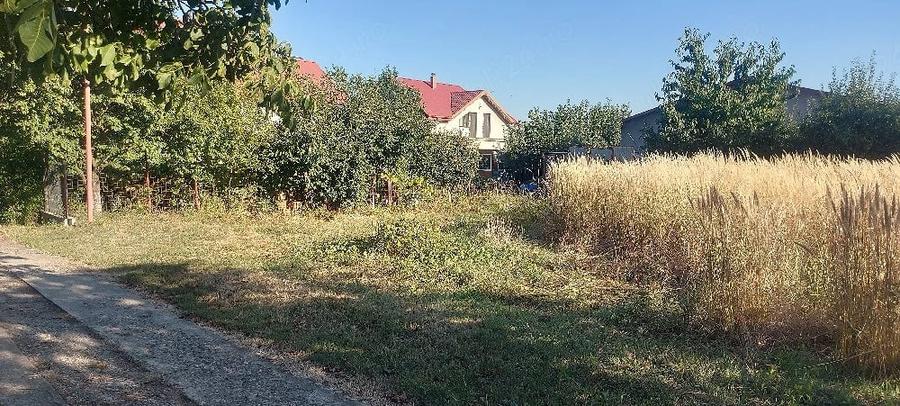 Teren de 450 mp, în Central