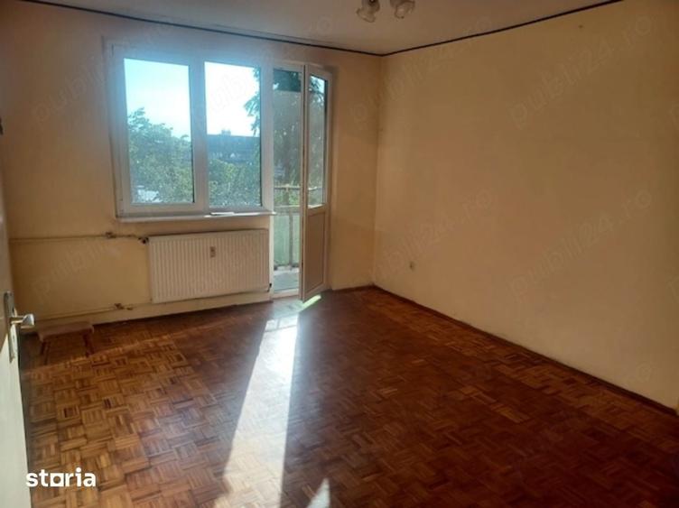 Apartament cu 2 camere semidecomandat în Rogerius