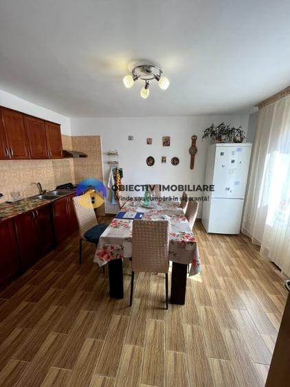 Casă cu 4 camere cu Canalizare în Gara Veche