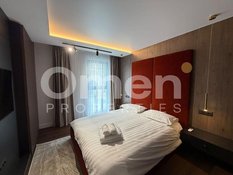 Apartament cu 3 camere semidecomandat, mobilat în Ultracentral