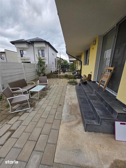 Casă cu 4 camere cu Teren 150 Mp în Tunari