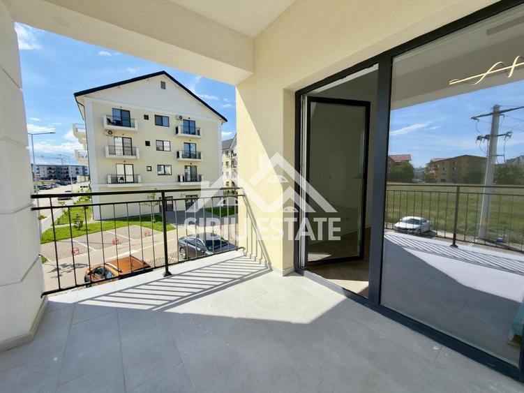 Apartament la CHEIE, 3 camere, 2 parcari si 1 boxa - 6