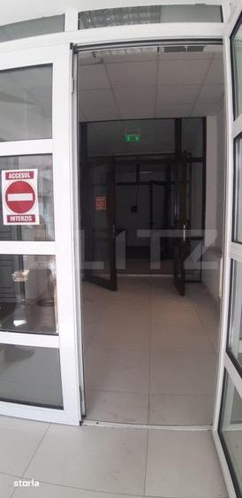 Spațiu comercial, de 210 mp, în George Enescu