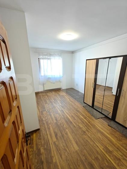Duplex cu 6 camere cu Canalizare în Exercițiu