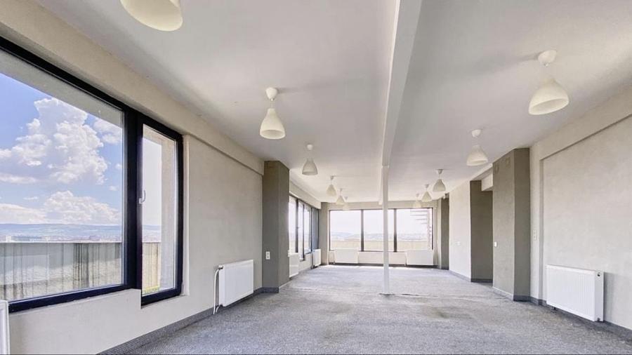 Spațiu comercial, de 95 mp, în Central