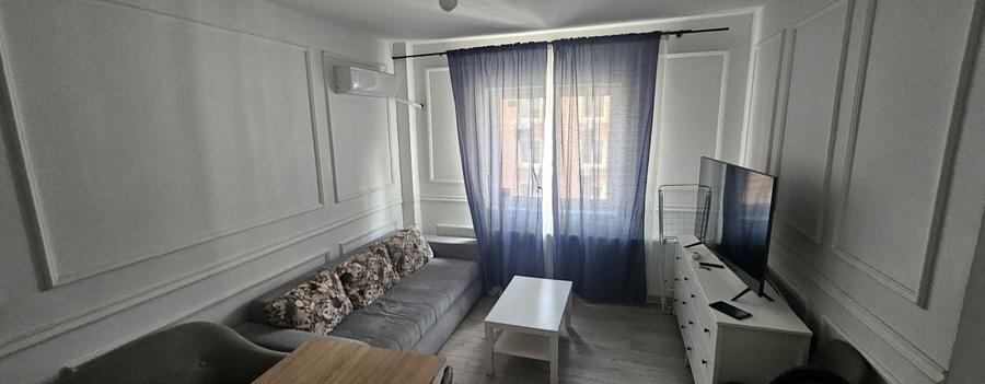 Apartament cu 3 camere în Rosetti