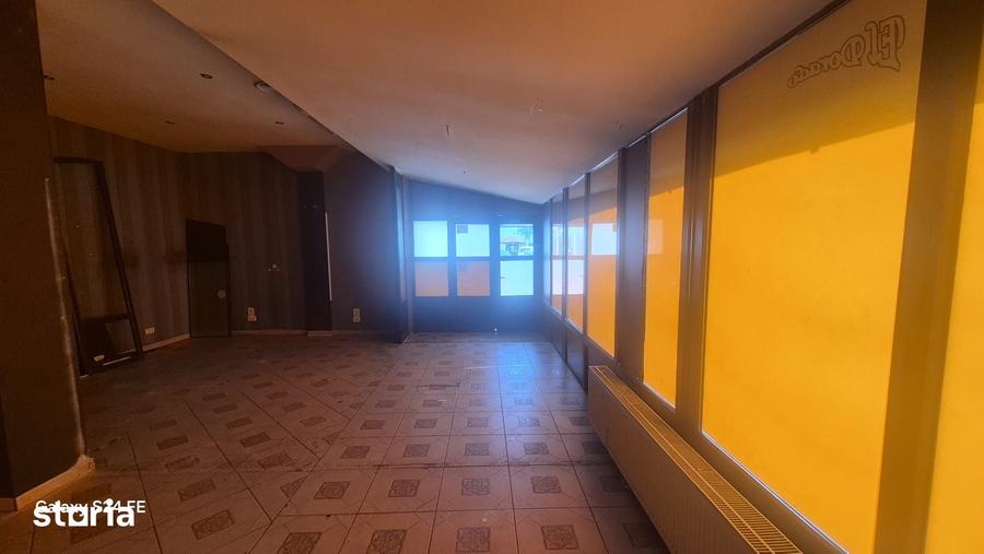 Spațiu comercial, de 130 mp, în Mărăței